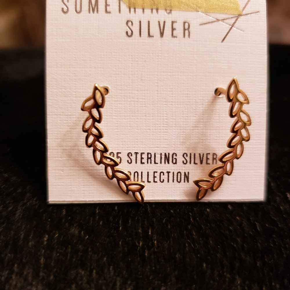 Leaf Vine Climbers in Gold